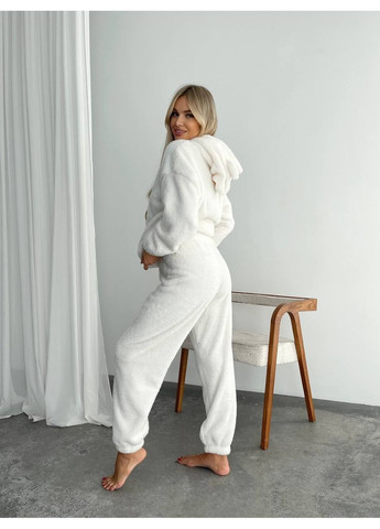 Молочна жіночий махровий домашній костюм Osoblyva