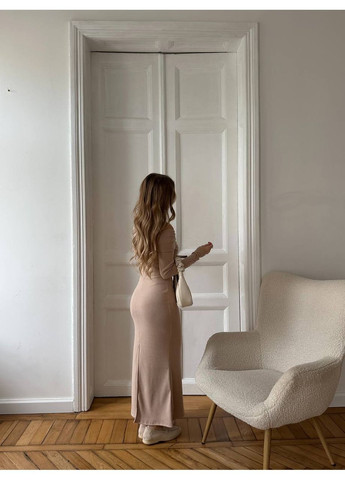 Бежева сукня з відкритими плечима ангора No Brand