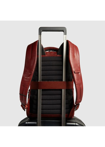 Рюкзак для ноутбука Philip (W136) Brown CA6795W136_M Piquadro (372674732)