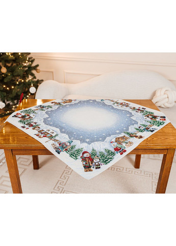 Скатерть Новогодняя гобеленовая 100 х 100 см. с люрексом No Brand (360889992)