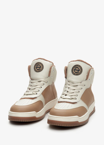 Ботинки-спорт, цвет бежевый Estro бежевые демисезоны (307284199)