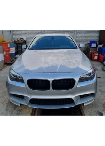 Решетка радиатора BMW 5 (F10) (MW-F10151) No Brand (381822085)