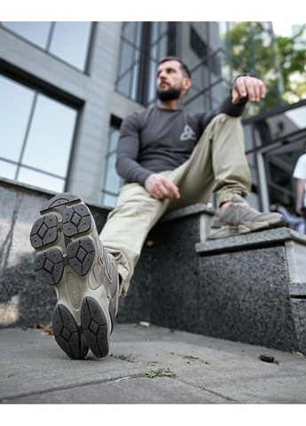 Сірі Осінні кросівки 9060 grey New Balance