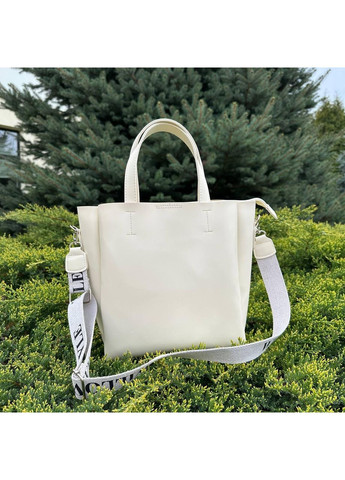 Жіноча сумка на плече еко-шкіра сірого кольору класична з брелоком ProDobro (363136262)