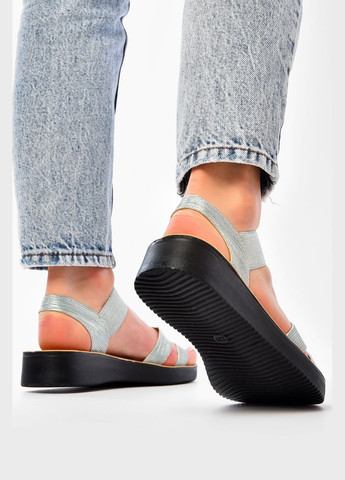 Светло-голубые босоножки женские светло-голубого цвета Let's Shop на резинке