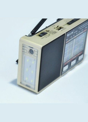 Портативный радиоприемник с фонариком ФМ приемопередатчик на батарейках АА или батарея BL5C USB MP3 RX-8866 Golon (313109972)