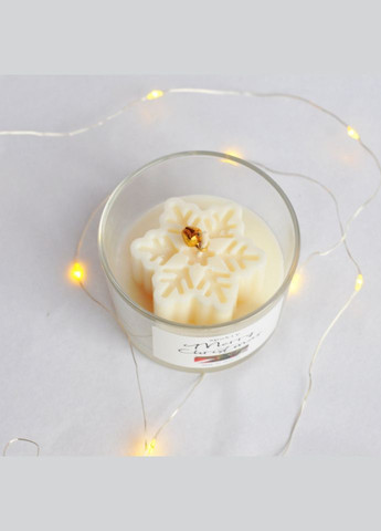 Новогодняя свеча ручной роботы из соевого воска «Snowflakes» SP2390, 100 г Spokiy (322948808)