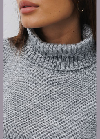 Серый женский вязаный свитер оверсайз светло-серый с узорами внизу Arjen