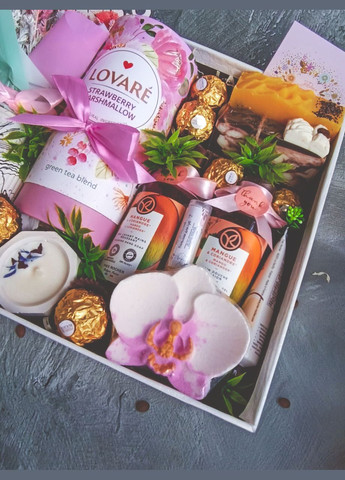 Подарок любимой на день рождения, подарок жене, подарок девушке, подарок сердечкам Yves Rocher (340535678)