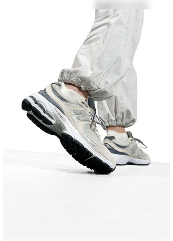 Сірі всесезонні кросівки No Brand