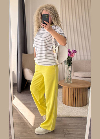 Женский костюм двойка футболка в полоску и брюки свободного кроя. MonCher (335013821)