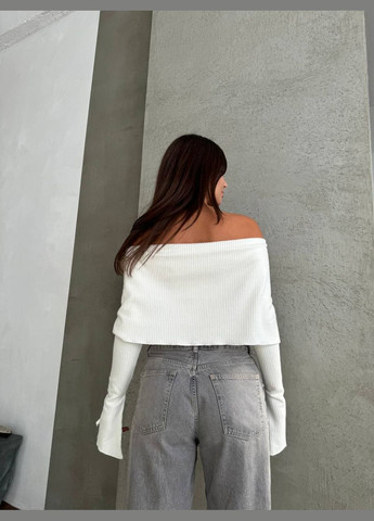 Кофтинка з відкритими плечима Adelante (316067554)