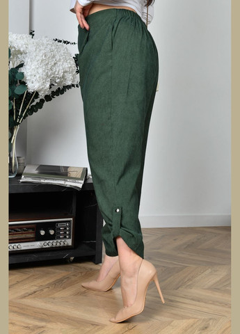 Жіночі брюки із мікровельвету колір хакі р.48/50 453794 New Trend (289477959)