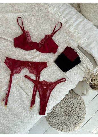Красный комплект женского белья | нежный кружевной, красное соблазнение Vital-Textile с косточками полиэстер, эластан