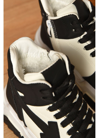 Кросівки зимові жіночі біло-чорного кольору Let's Shop чорно-білі зими (362627021)