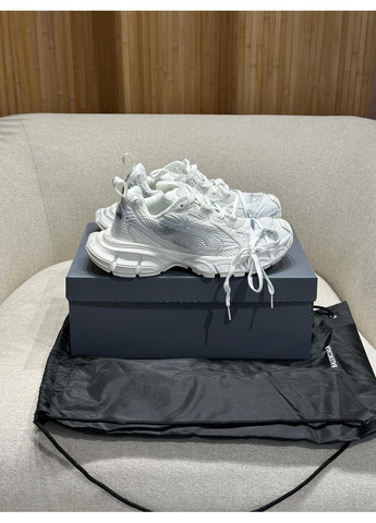 Кросівки жіночі BALENCIAGA White No Brand 3XL Sneaker Total білі демісезони (367592490)