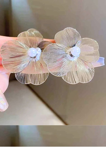 Сережки жіночі орхідеї з намистинками Fashion Jewelry (335081530)