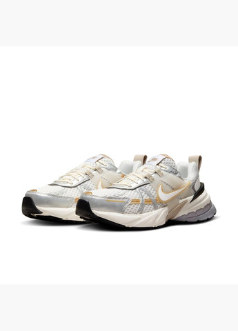 Кросівки жіночі V2K Run Beige/Grey HJ7245-100 Nike бежеві (335013352)