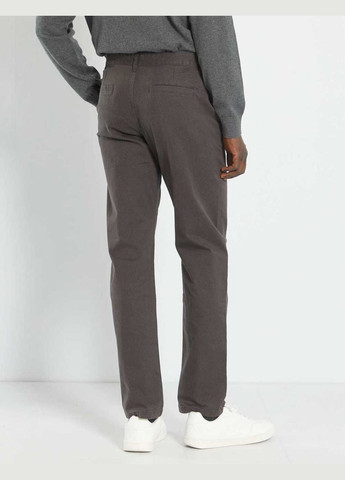 Темно-серые брюки Kiabi