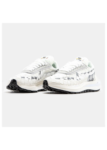Белые демисезонные кроссовки мужские Nike Sacai VaporWaffle x Jean Paul Gaultier