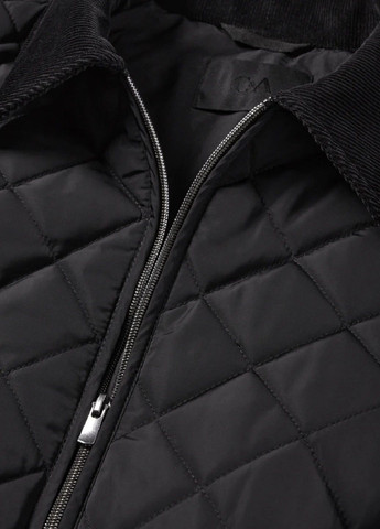 Черная демисезонная куртка C&A