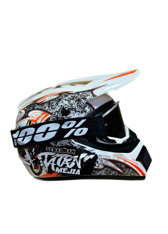 Мотошолом ендуро кросовий Helmet Sebastian White + окуляри Profi Black 100% комплект No Brand (371921012)