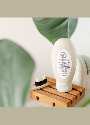 Натуральная зубная паста с белой глиной, сыродавленным аргановым маслом и отварами целебных трав - 100 г Arganica (321996445)