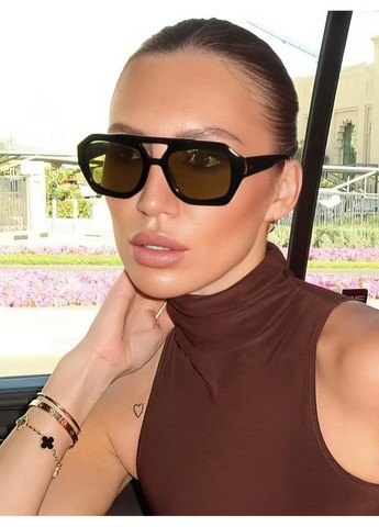 Солнцезащитные очки шестигранные Charming хаки с черным No Brand (323159077)