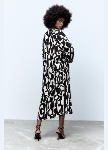 Чорно-білий сукня принт міді плаття віскоза вільний крій оверсайз Zara з абстрактним візерунком