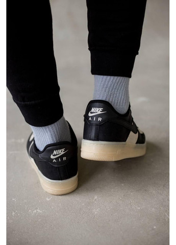 Черные демисезонные кроссовки мужские nike air force black white v2 найк аир форс 1 премиум No Brand