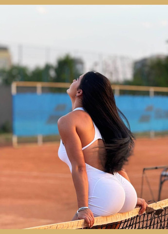 Спортивний комбінезон (короткий) з чашками та пуш-ап білого кольору, розмір S Trends комбінезон-шорти однотонний білий спортивний