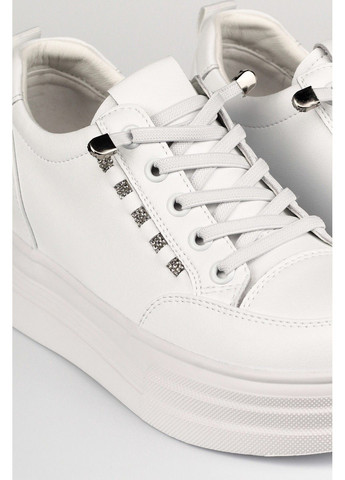 Женские кроссовки 1100286 Buts белые демисезоны (297438686)