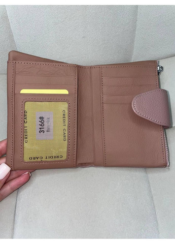 Женский кожаный среднего размера закрывается на кнопку цвет пудра розовый No Brand (370381488)