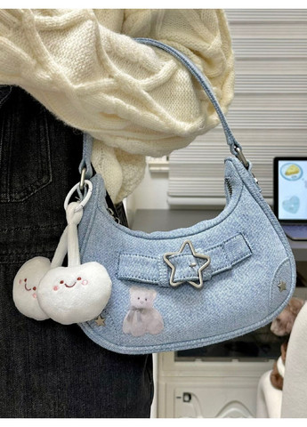 Женская сумка багет с серебряной фурнитурой No Brand (349442048)