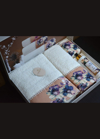 Подарочный набор полотенец La, 3 шт. с ароматом Tina Maison белый