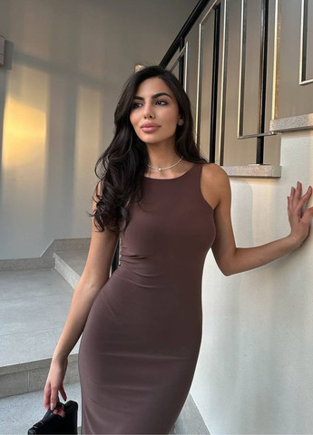 Коричнева повсякденний максі сукня приталеного крою силуетна Tik-Tak однотонна