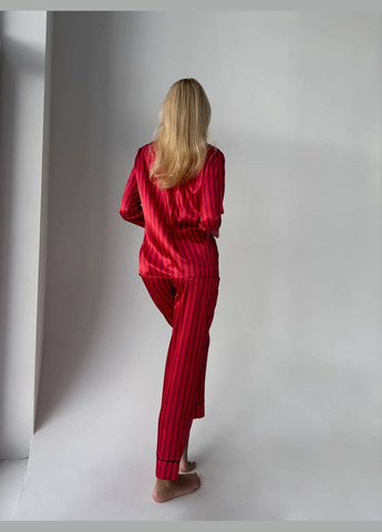 Красная красивая пижама No Brand
