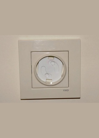 Набір дитячого захисту захист на меблі та розетки 9 предметів LELUNO (312000287)