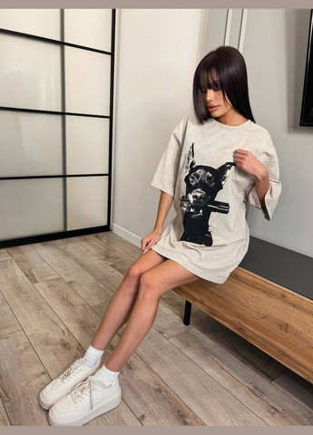 Жіноча футболка в стилі оверсайз з принтом MonCher - (330983806)