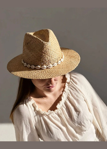 Капелюх жіночий Федора з натуральної соломки з мушлями D.Hats (283022800)