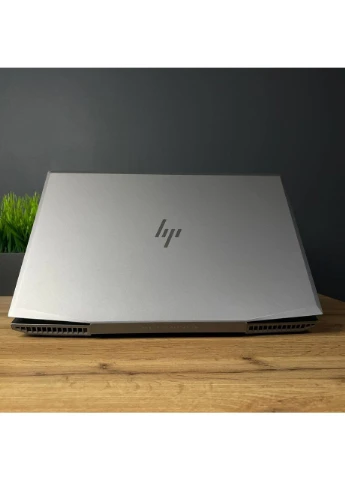 Робоча станція ZBook 15v G5 / 15.6" IPS / Intel Core i7-8750H (6 (12) ядер по 2.2-4.1 GHz) / 16GB DDR4 / 512GB SSD M.2 + 256GB HP (398147379)