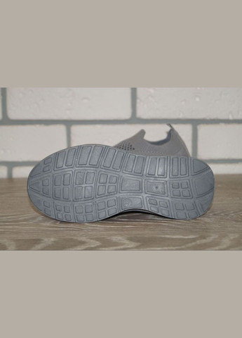 Сірі Літні кросівки текстильні літні сірі LQD