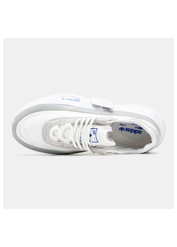 Белые демисезонные кроссовки мужские adidas AdiFOM TRXN