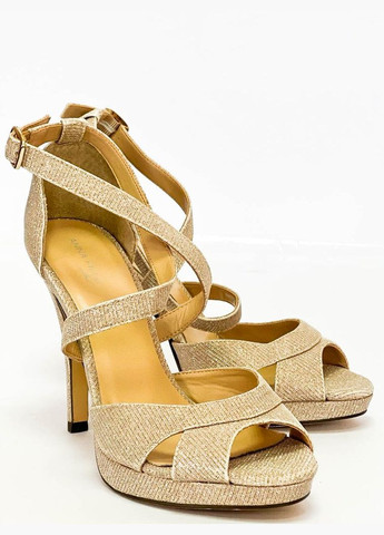 Золотые босоножки Anna Field