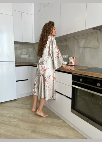 Кремова всесезон піжама жіноча трійка: халат, шорти, топ майка + шорти No Brand