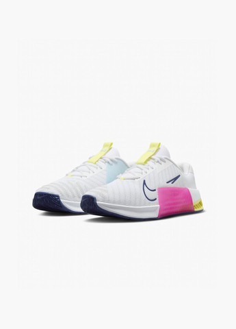 Білі кросівки чоловічі metcon 9 workout shoes white dz2617-102 Nike