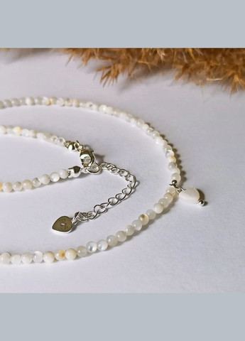 Чокер натуральний камінь Перламутр "Серце" d-3мм L-40-45см фурнітура гіпоалерген колір срібло No Brand перламутр латунь срібло (301910857)