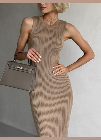 Темно-бежева сукня в'язана Larionoff однотонна