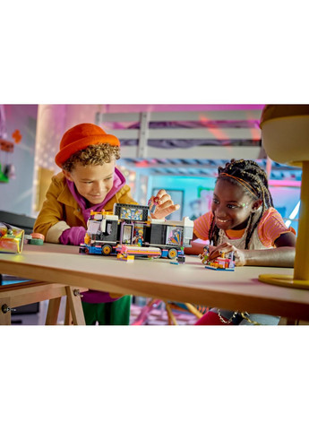 Конструктор Лего Френдс Музичний автобус попзірки Friends Pop Star Music Tour Bus 42619 Lego (372125299)