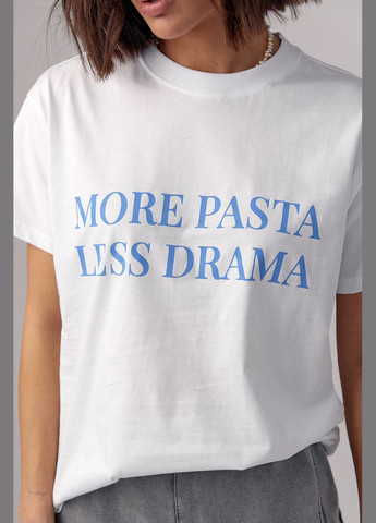 Голубая летняя женская футболка с надписью more pasta less drama 210116 с коротким рукавом Lurex